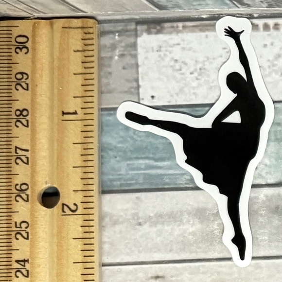 🌀10/$10🌀 Ballet Dancer Reusable Waterproof Vinyl Sticker Decal - Picture 1 of 1